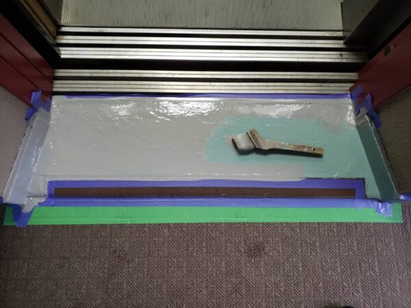愛知県東海市　マンション　防水塗装工事　防水材塗布～トップコート塗布～施工完了
